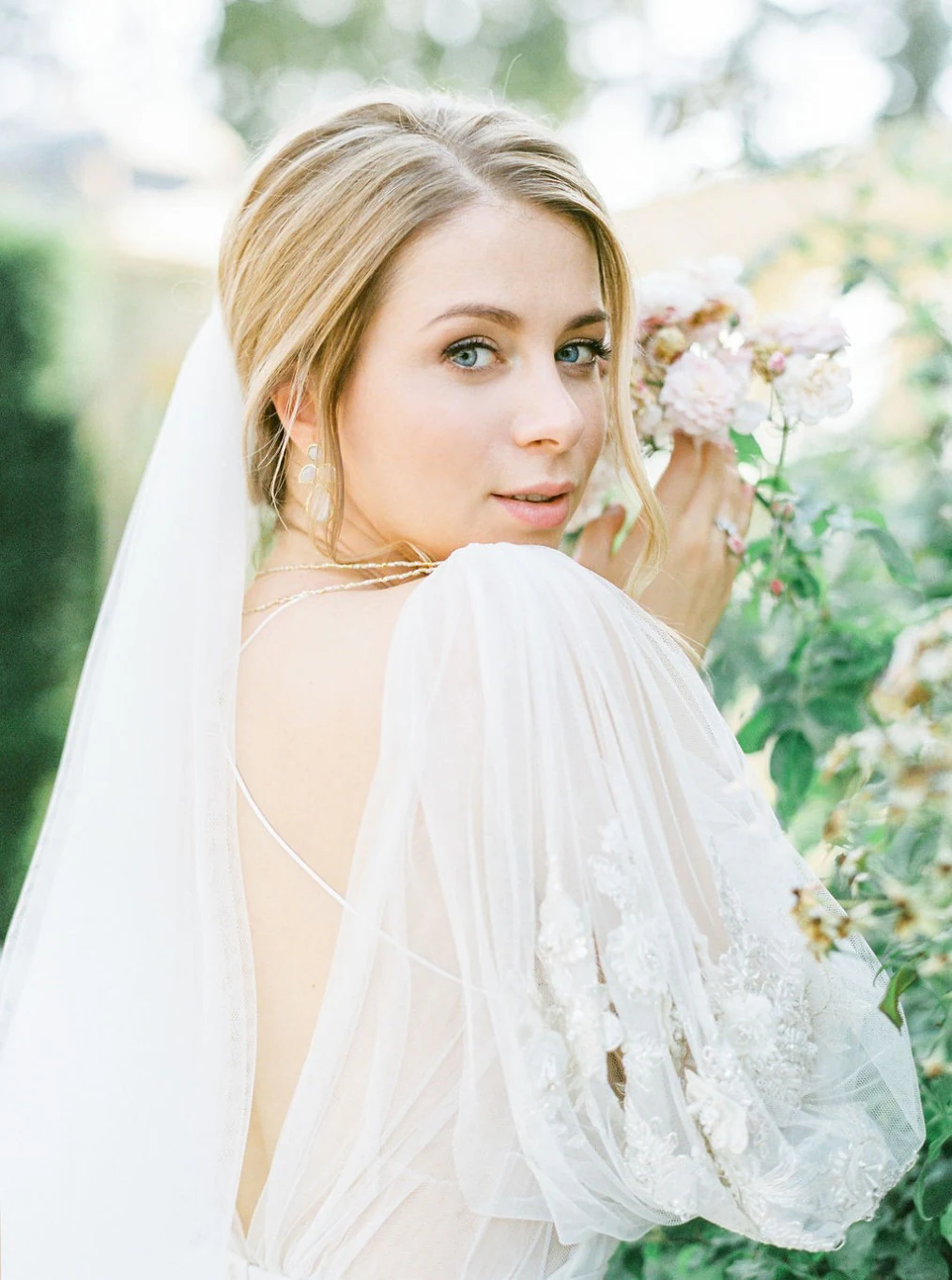pastel-destination-wedding-blue-blush-pink-vienna-austria-hermesvilla-hotel-sans-souci (1).jpg