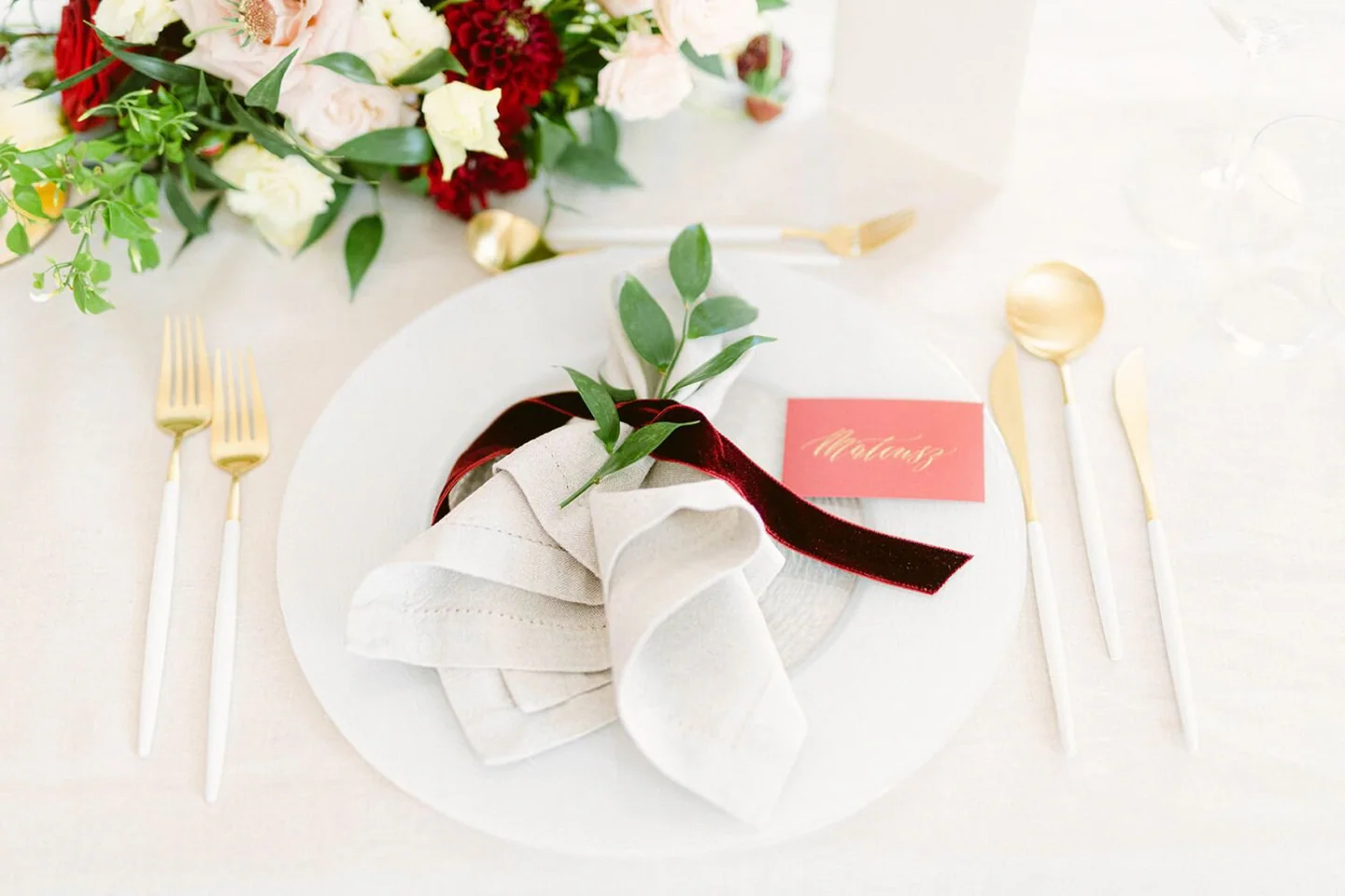 Autumn wedding 4ba9bd889e w1440