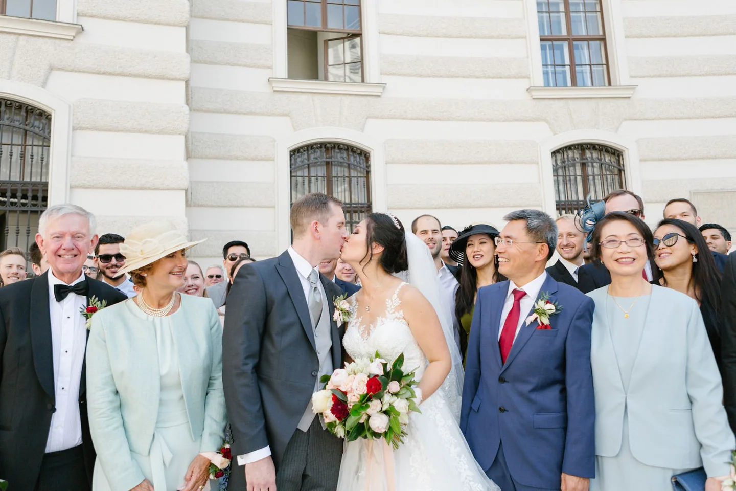 Summer wedding b651a95412 w1440
