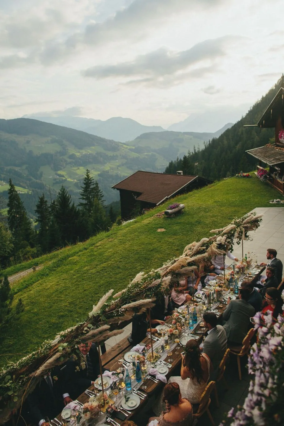 Wedding 8b77109772 w960