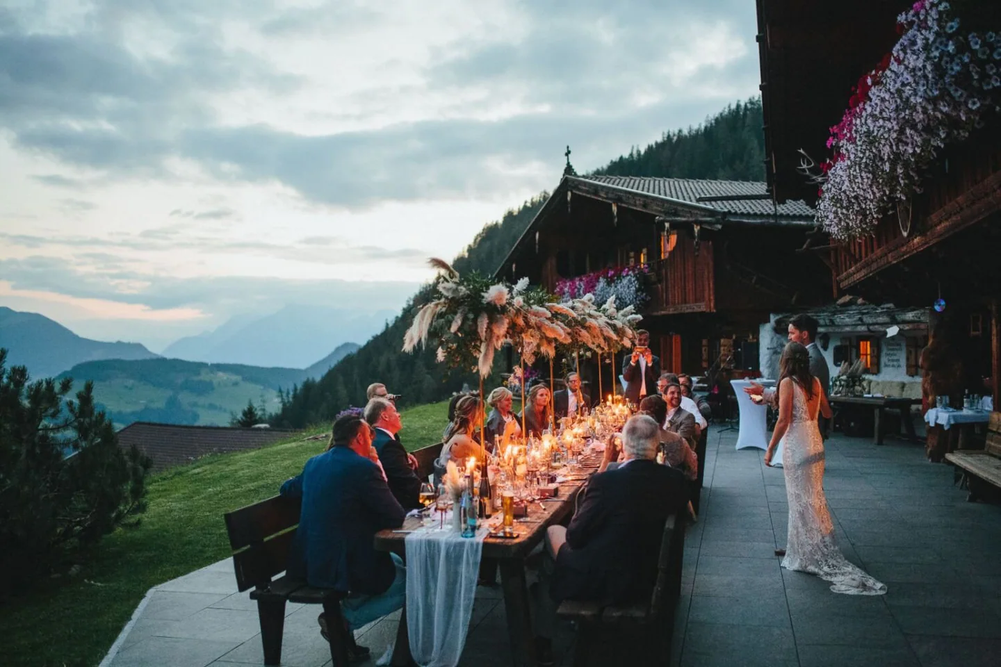 Wedding 7c02e47da8 w1440