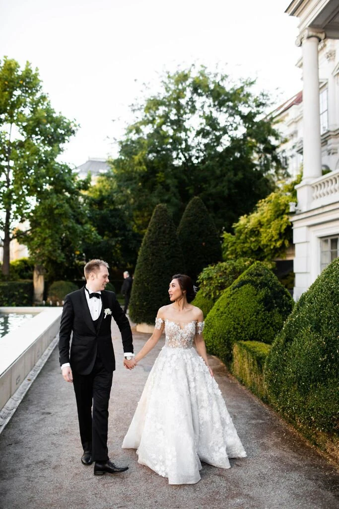 Wedding 5b919ec85c