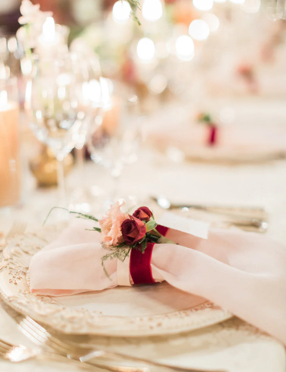 Winter wedding cf4f8d6edc w960