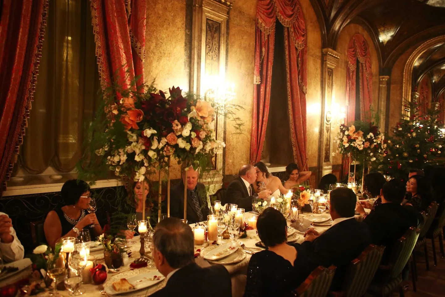 Winter wedding 662f8bfab2 w1440