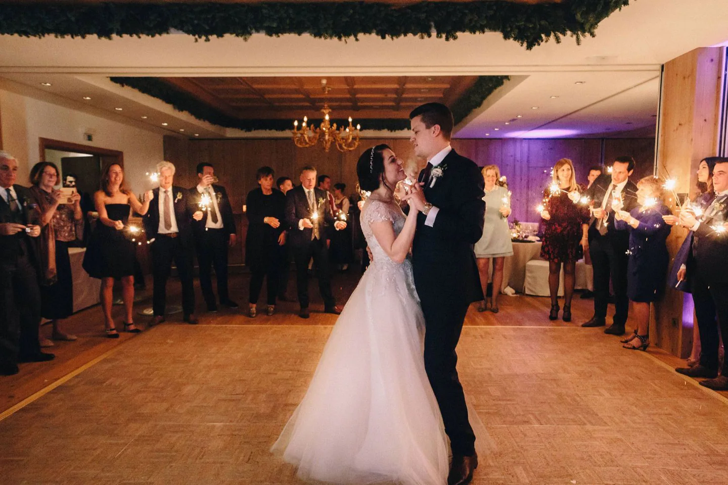 Winter wedding bc05fb8bbd w1440