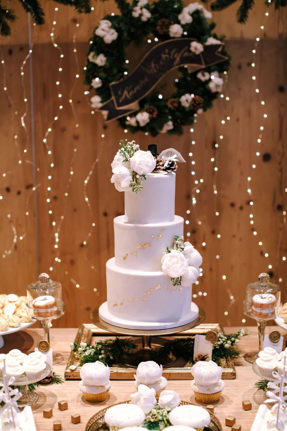 Winter wedding d0c75b12b7 w960